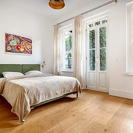 Noa - Lueleci Hendek 54 Istanbul