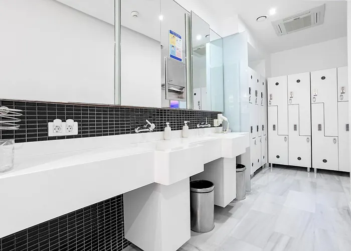 Noa - Lueleci Hendek 54 イスタンブール